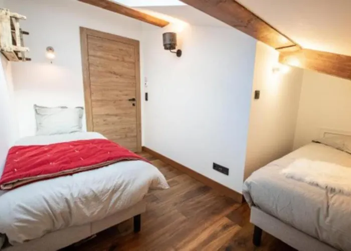Penthouse L'ourse Bleue - Sauna Privatif - Acces Direct Aux Pistes Courchevel